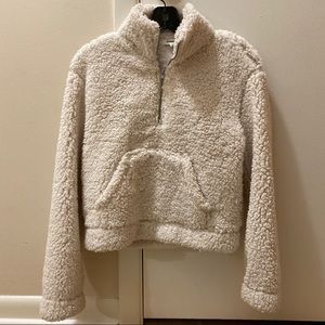 GARAGE Fuzzy Cropped Jacket